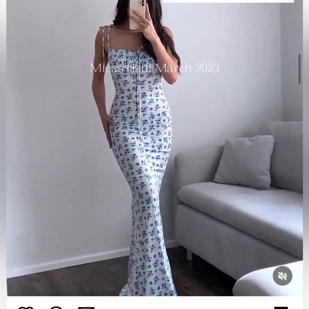Micas dress